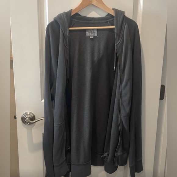 Men’s Grey Goodfellow & Co Target brand sweatshirt - Picture 4 of 11